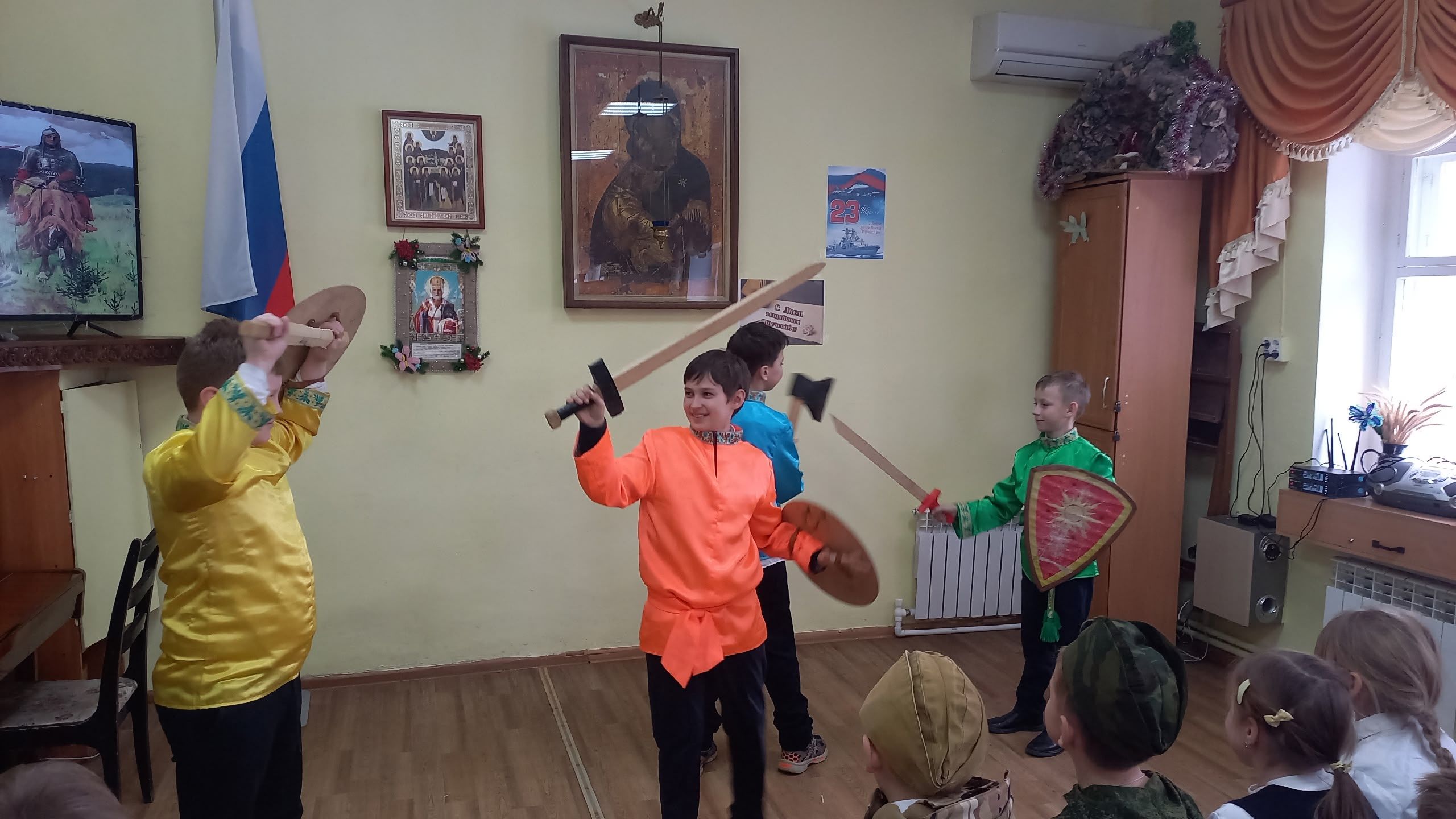 Дополнительное фото 3 к статье: Поздравляем вас, защитники Отечества!